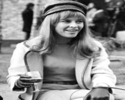 Julie Christie consuming alcohol